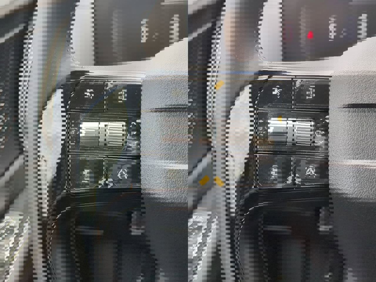 New 2026 Kia Sorento LX image 19