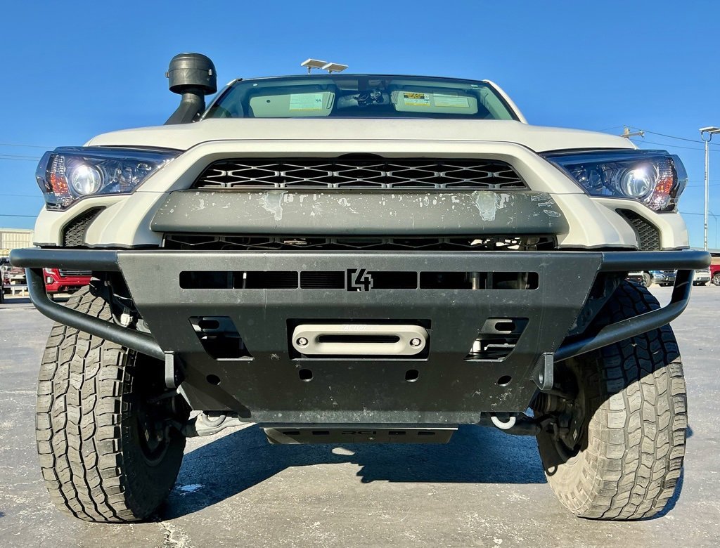 Used 2018 Toyota 4Runner TRD Off-Road Premium image 9