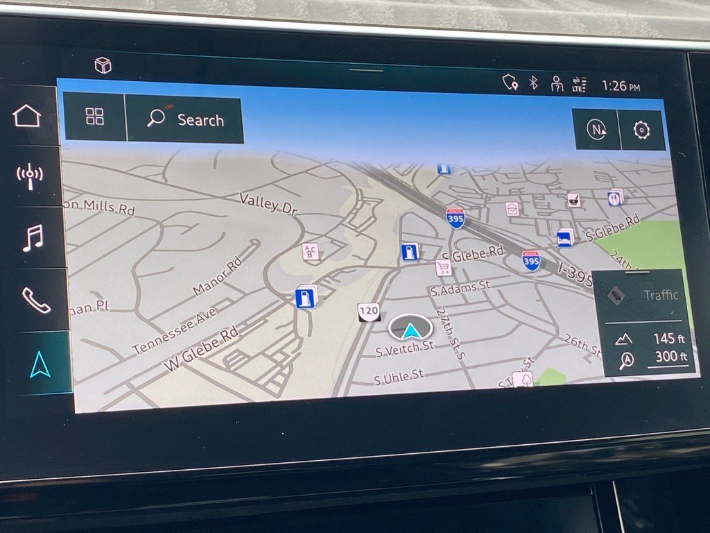 Used 2022 Audi e-tron Premium image 17