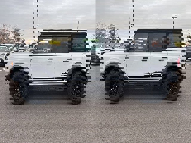 Used 2022 Ford Bronco Wildtrak image 6