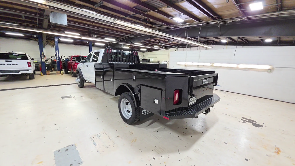 New 2026 RAM 5500 Tradesman w/ Chrome Appearance Group AWD/4WD image 7