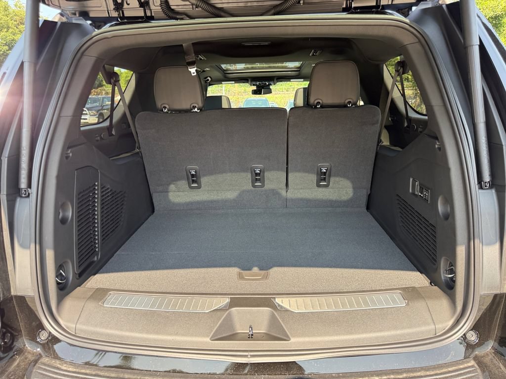 New 2026 Chevrolet Suburban RST AWD/4WD image 27