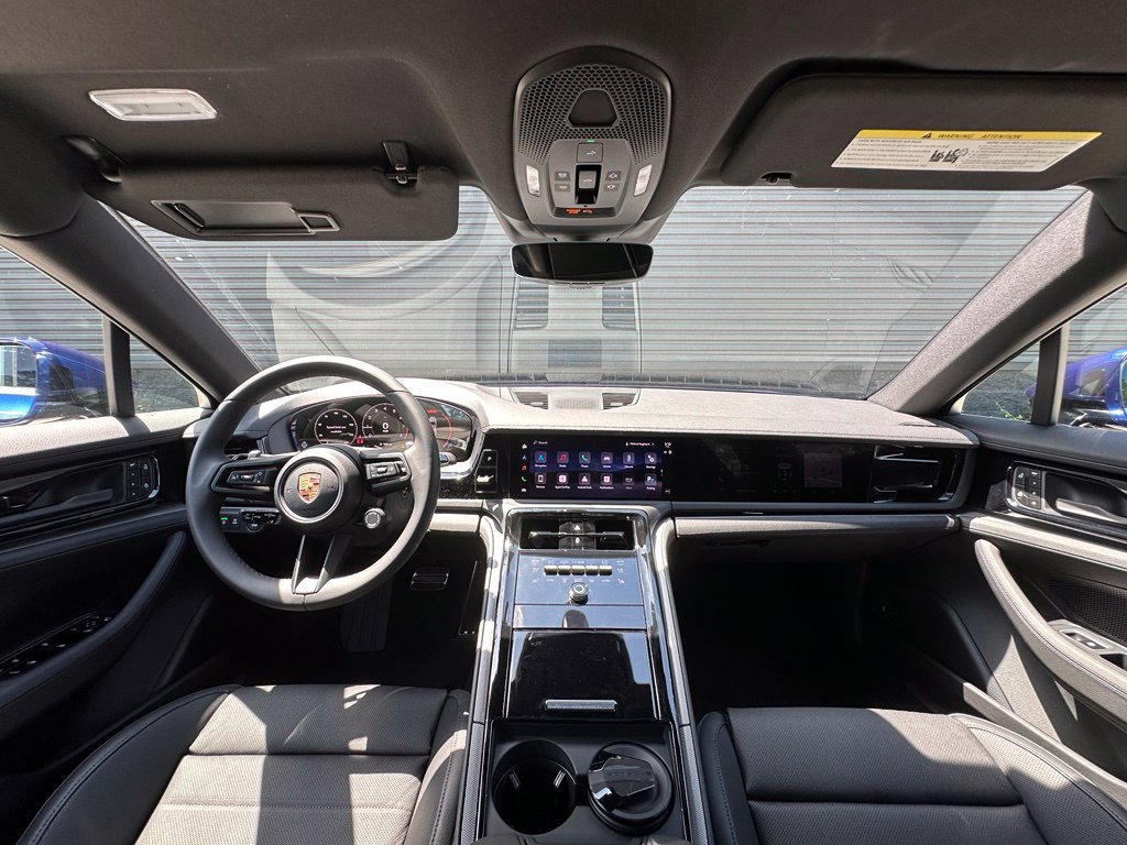 Used 2026 Porsche Panamera RWD image 6