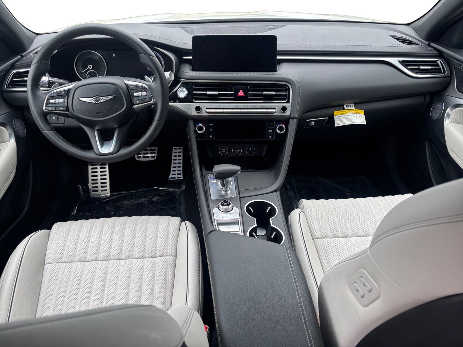 Used 2025 Genesis G70 3.3T Advanced image 10