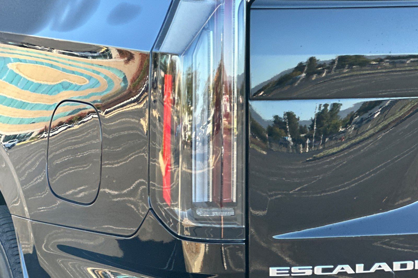 Certified 2026 Cadillac Escalade Sport w/ Touring Package AWD/4WD image 47
