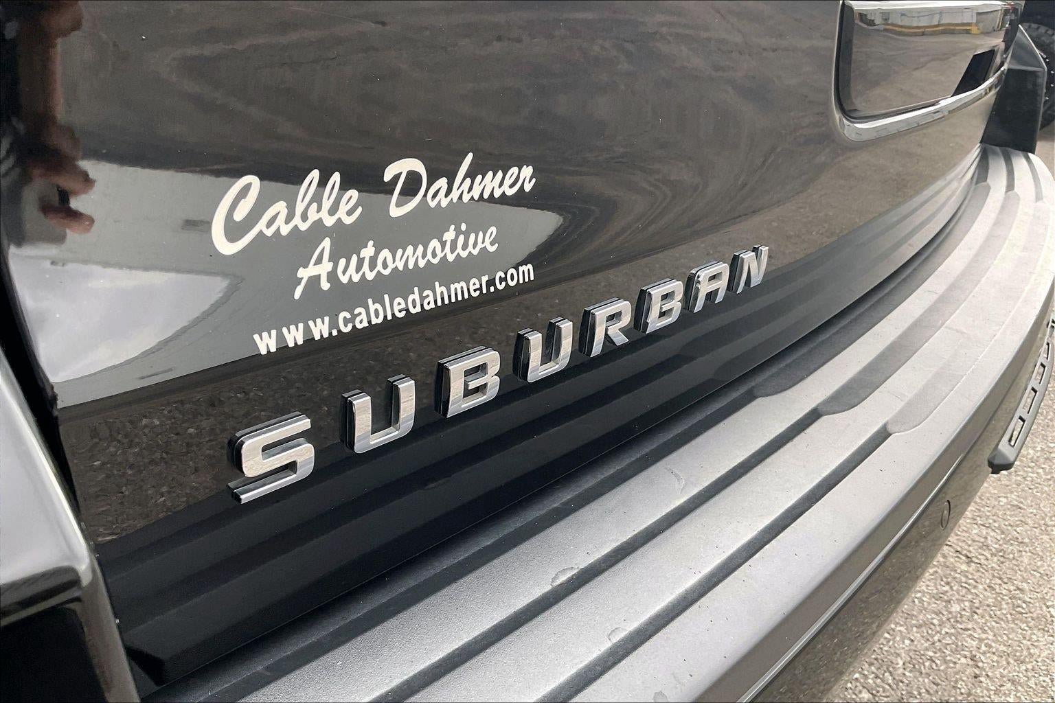Used 2017 Chevrolet Suburban LT AWD/4WD image 31