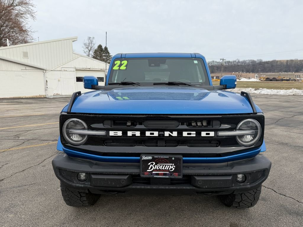 Used 2022 Ford Bronco Outer Banks image 2