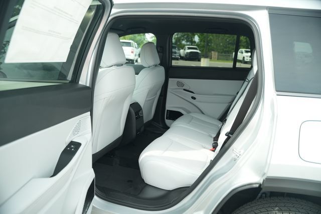 New 2026 Jeep Cherokee Limited AWD/4WD image 13