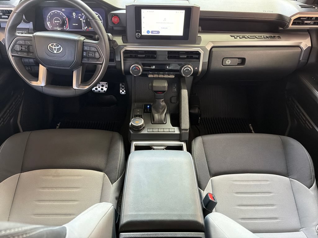 Used 2025 Toyota Tacoma TRD Sport AWD/4WD image 20