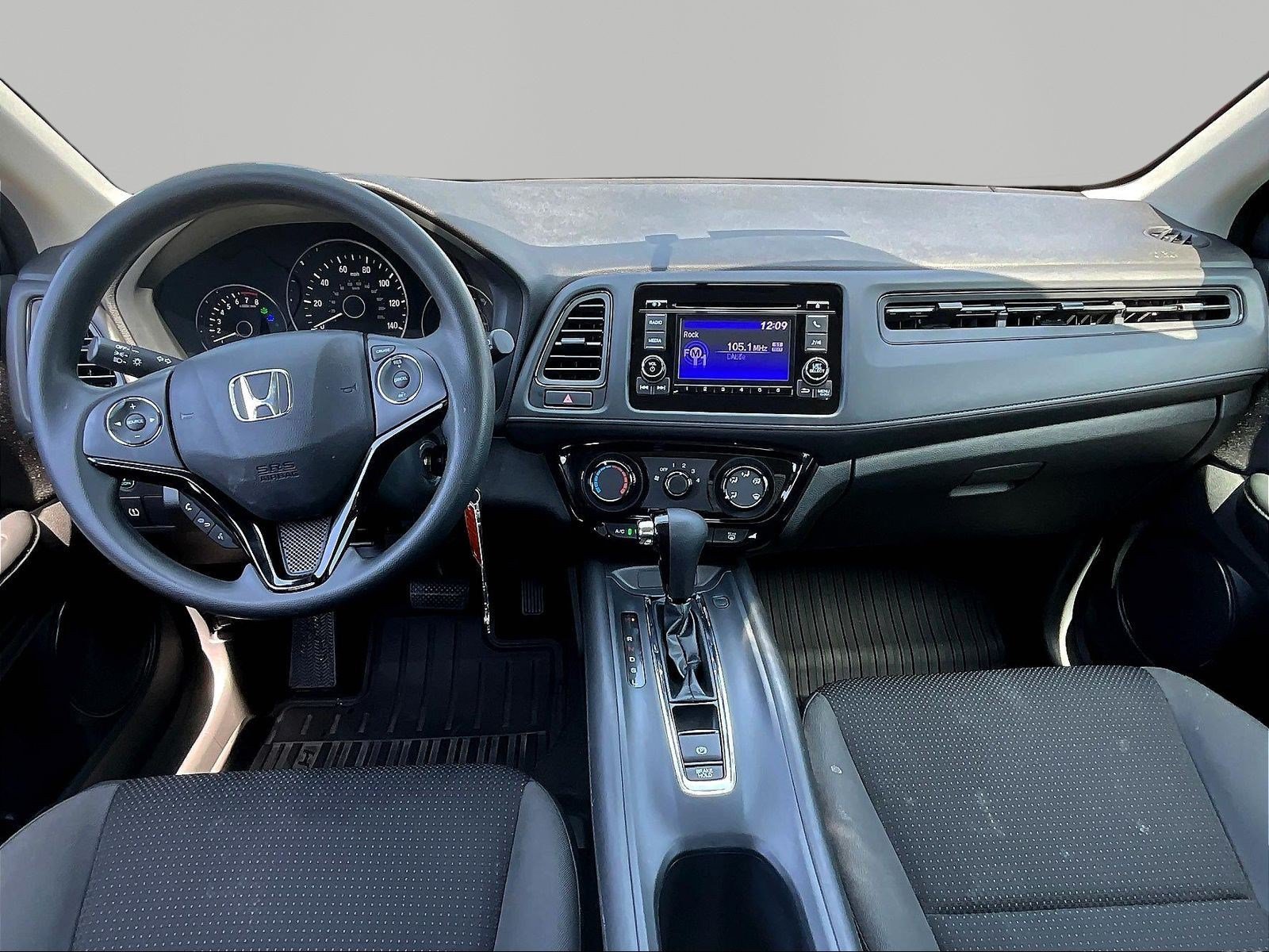 Used 2021 Honda HR-V LX image 7