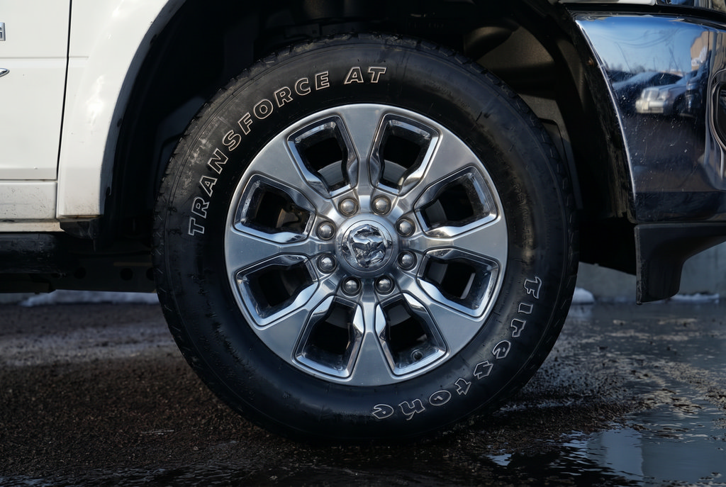 Used 2019 RAM 3500 Limited AWD/4WD image 11