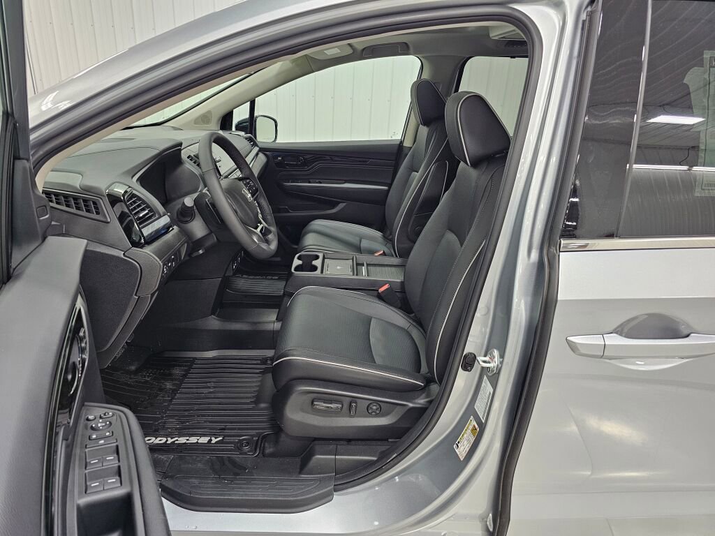 New 2026 Honda Odyssey Elite image 12