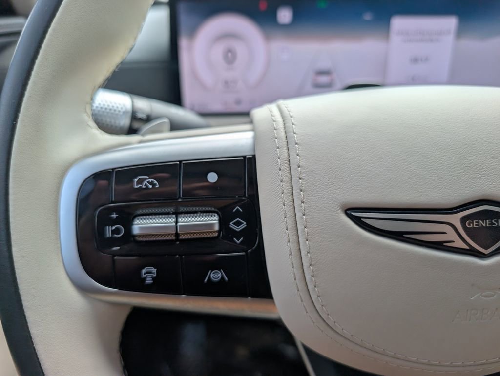Used 2025 Genesis GV80 3.5T Prestige image 27
