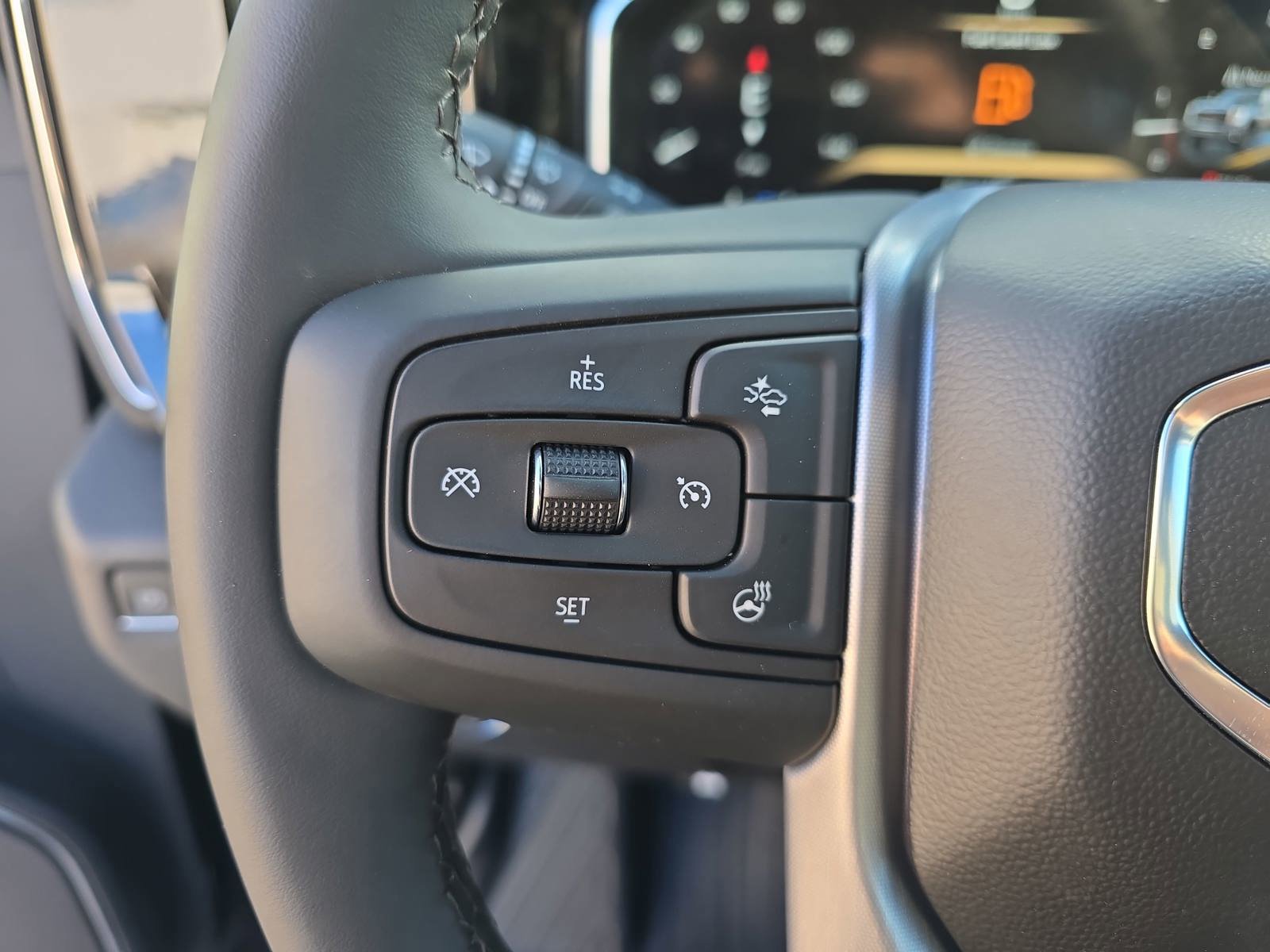 New 2026 GMC Sierra 3500 SLT w/ SLT Convenience Package image 19