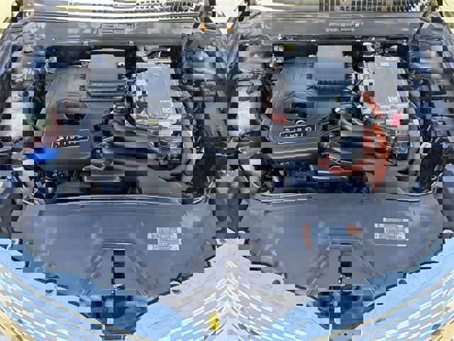 Used 2016 Lincoln MKZ Hybrid image 16