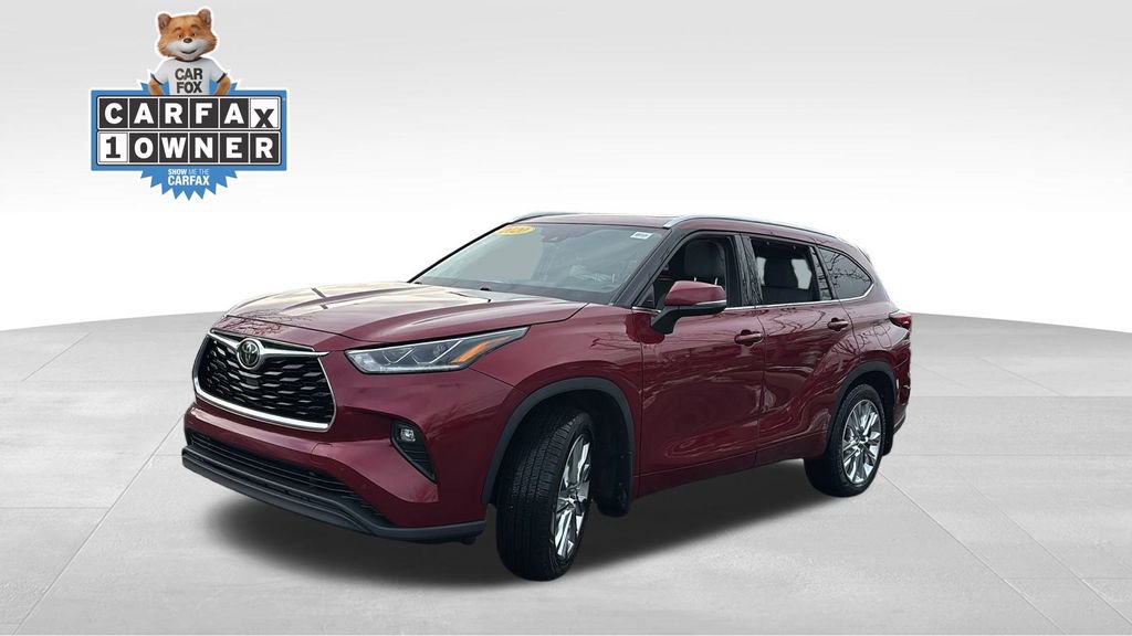 Used 2020 Toyota Highlander Limited video 3