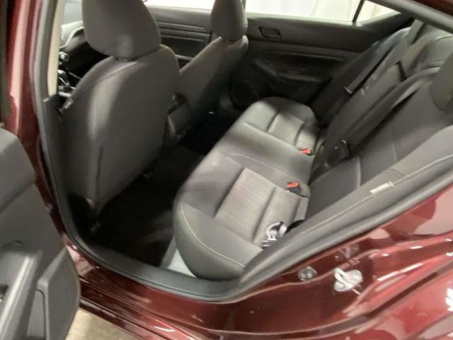 Used 2024 Nissan Altima 2.5 SV image 8