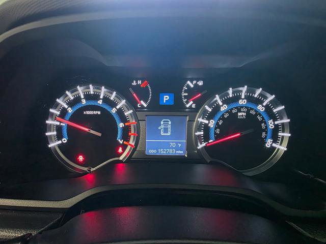 Used 2015 Toyota 4Runner SR5 AWD/4WD image 17