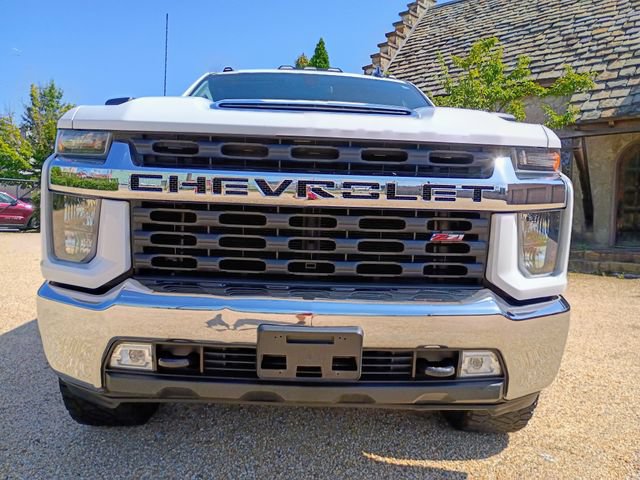 Used 2022 Chevrolet Silverado 2500 LT w/ Convenience Package AWD/4WD image 4