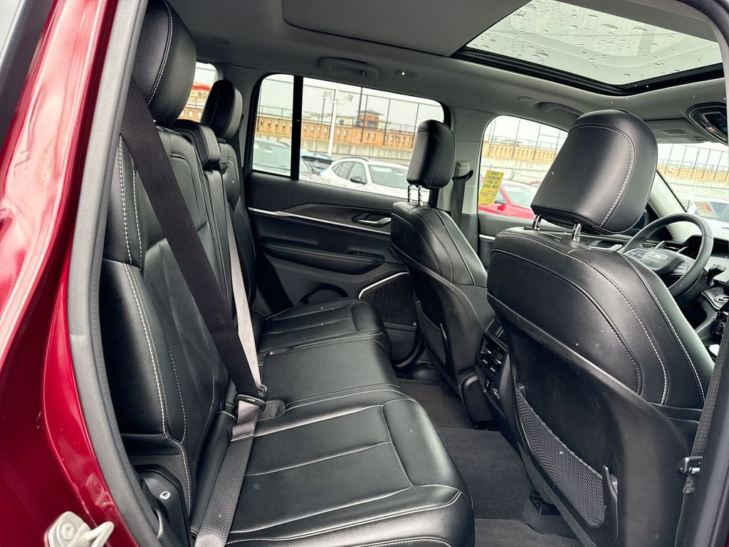 Used 2024 Jeep Grand Cherokee Limited 4xe image 30
