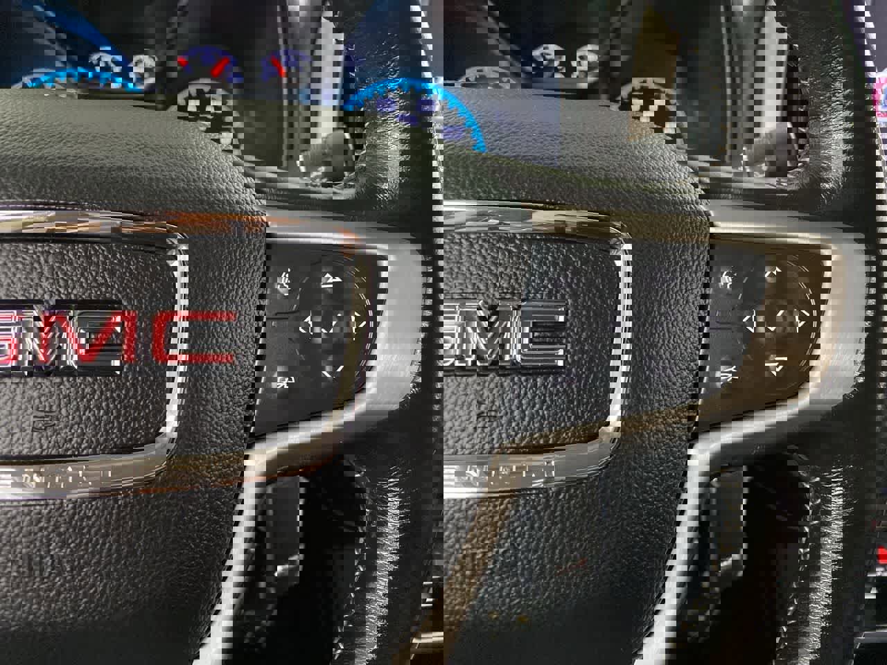 Used 2019 GMC Canyon Denali image 21