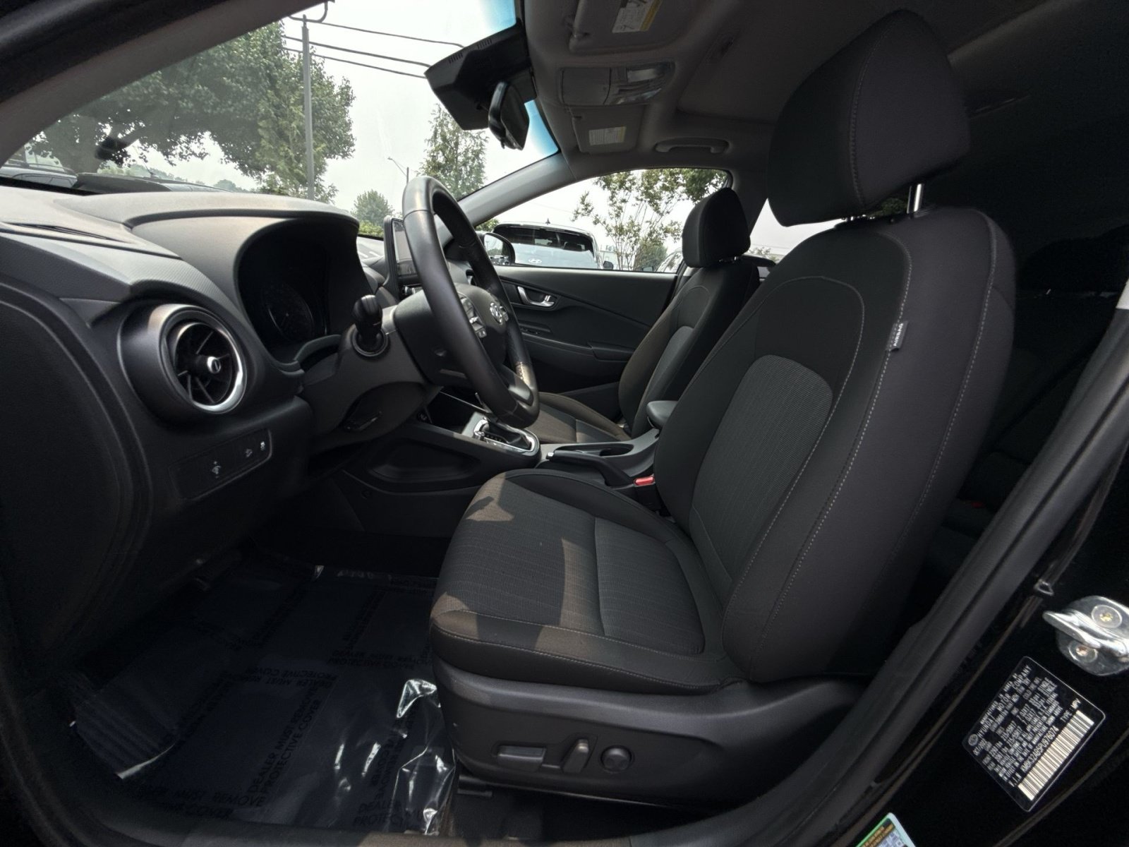Certified 2023 Hyundai Kona SEL w/ Convenience Package FWD image 13