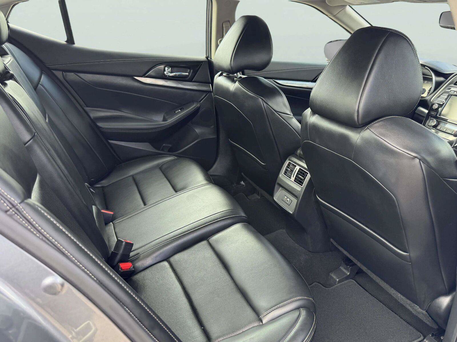 Used 2020 Nissan Maxima 3.5 SL w/ Floor Mat Group FWD image 47