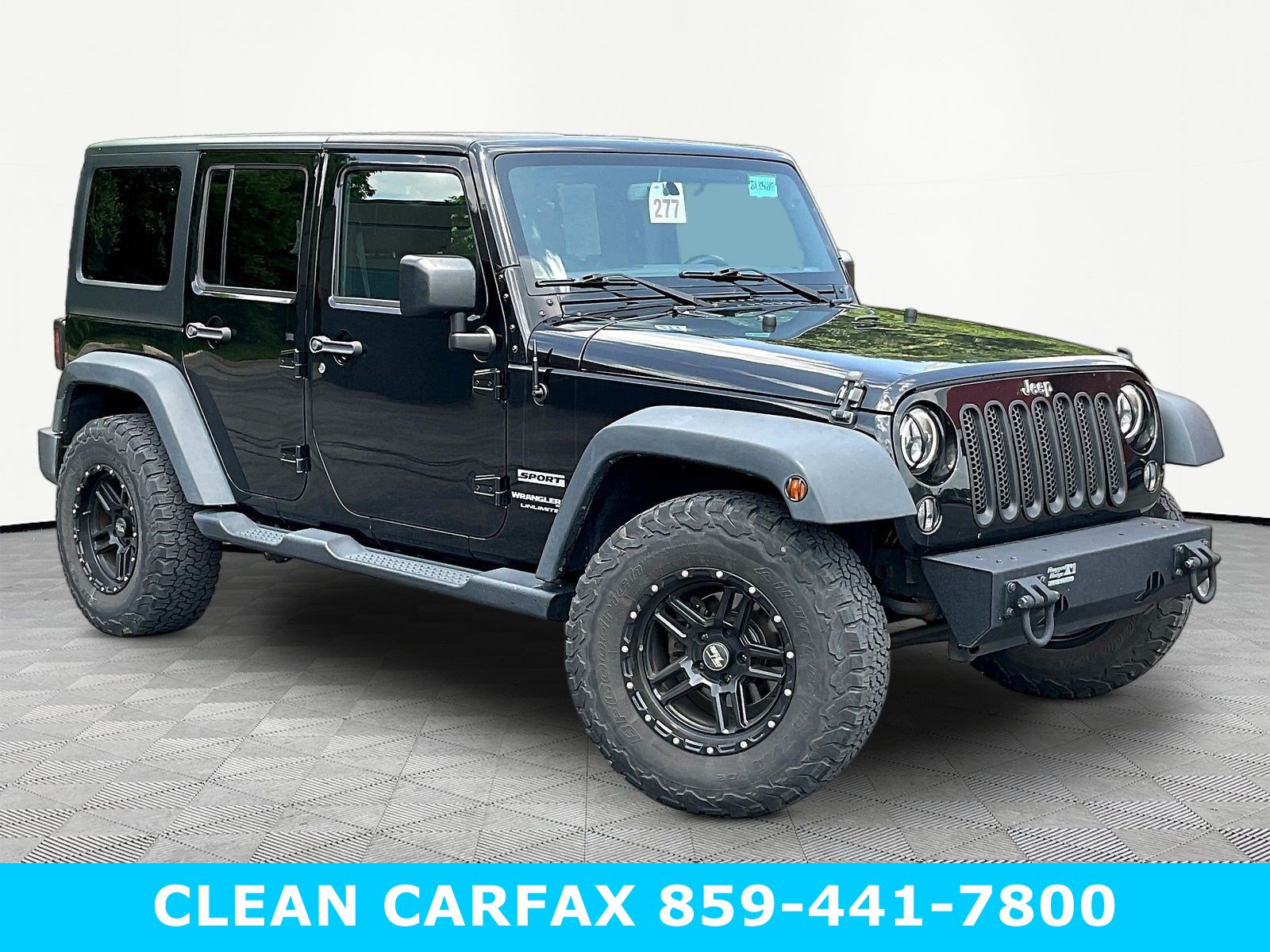 Used 2018 Jeep Wrangler Unlimited Sport S AWD/4WD image 3