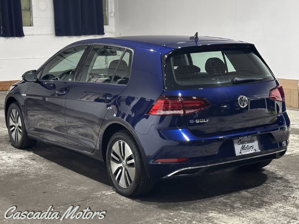 Used 2019 Volkswagen e-Golf SE w/ Driver Assistance Package image 4