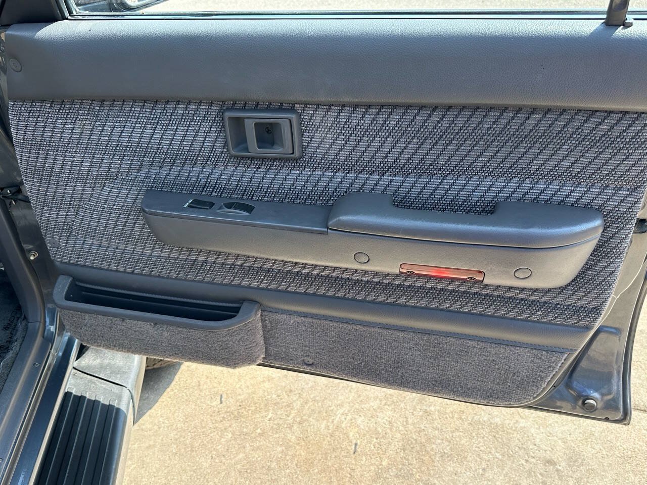 Used 1993 Toyota 4Runner SR5 AWD/4WD image 32
