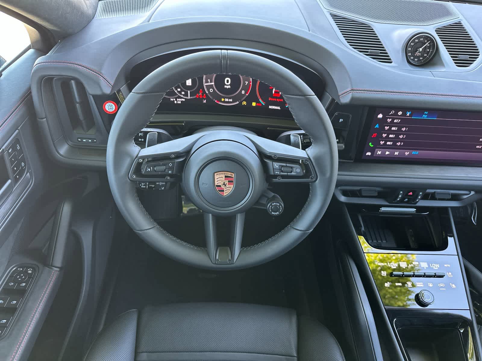 New 2026 Porsche Cayenne GTS AWD/4WD image 15
