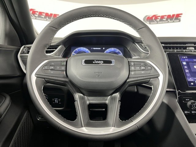 New 2025 Jeep Grand Cherokee L Altitude image 14