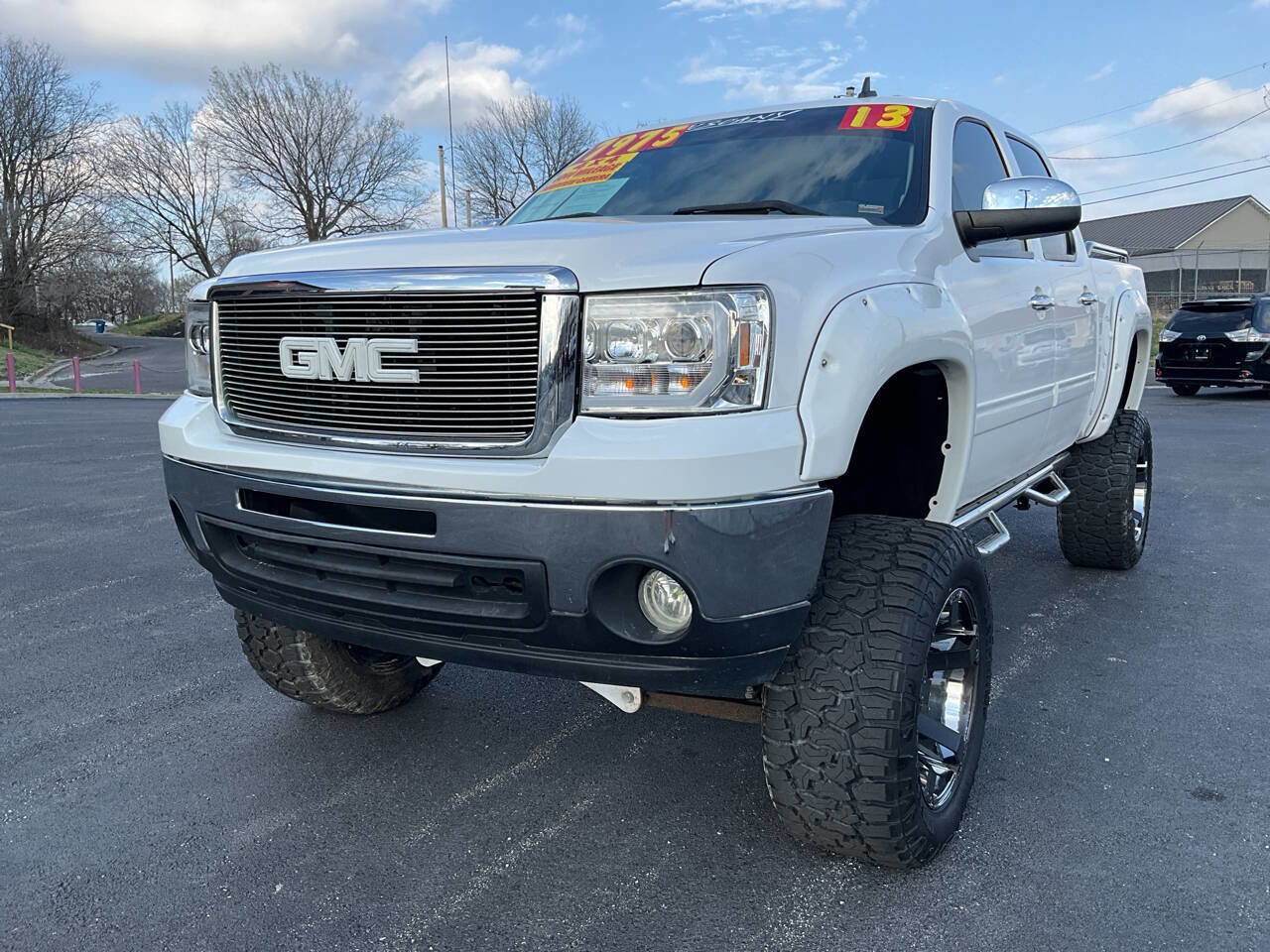 Used 2013 GMC Sierra 1500 SLE w/ Power Tech Package image 28