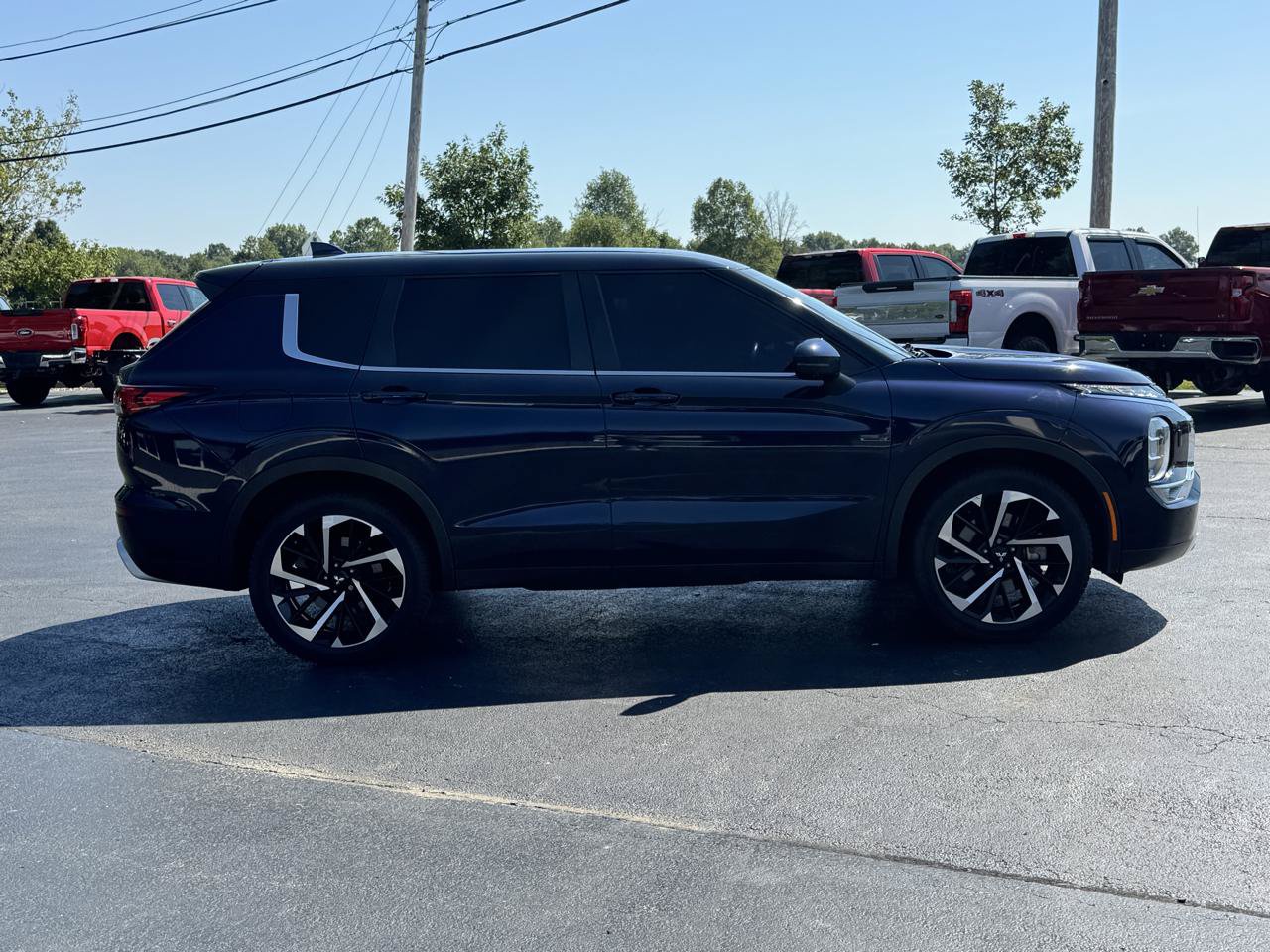 Used 2022 Mitsubishi Outlander SE AWD/4WD image 6