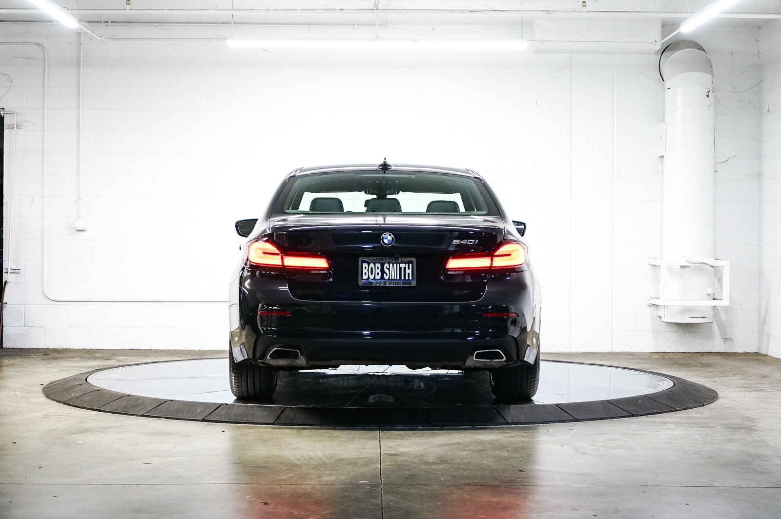 Certified 2023 BMW 540i w/ Premium Package RWD image 5