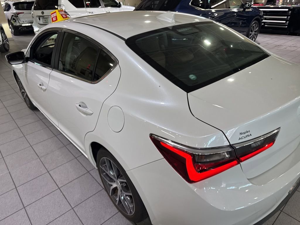 Used 2020 Acura ILX w/ Premium Package image 2