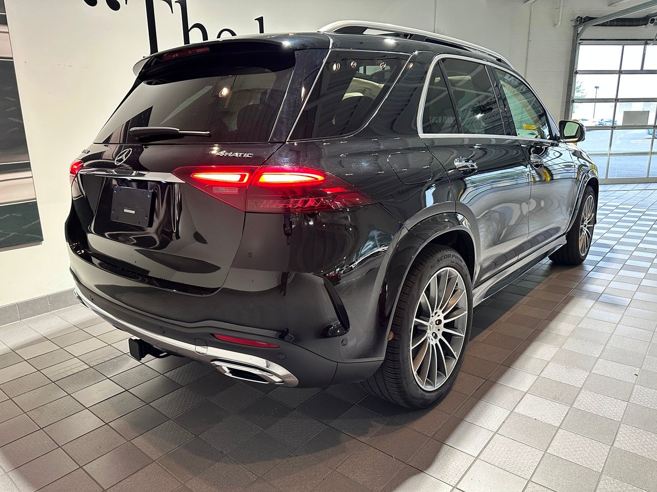 Certified 2024 Mercedes-Benz GLE 350 4MATIC image 4
