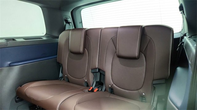 Used 2025 Volkswagen ID. Buzz Pro S image 28