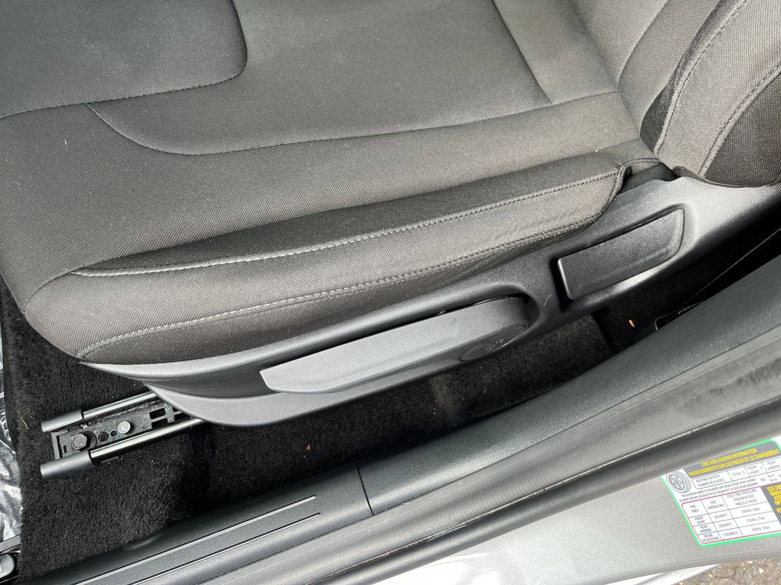 Used 2025 Hyundai Elantra SEL FWD image 23