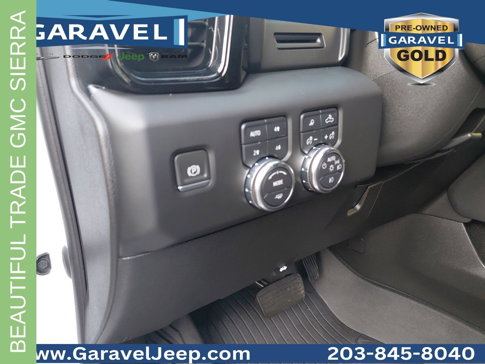 Used 2024 GMC Sierra 3500 AT4 w/ AT4 Preferred Package AWD/4WD image 25