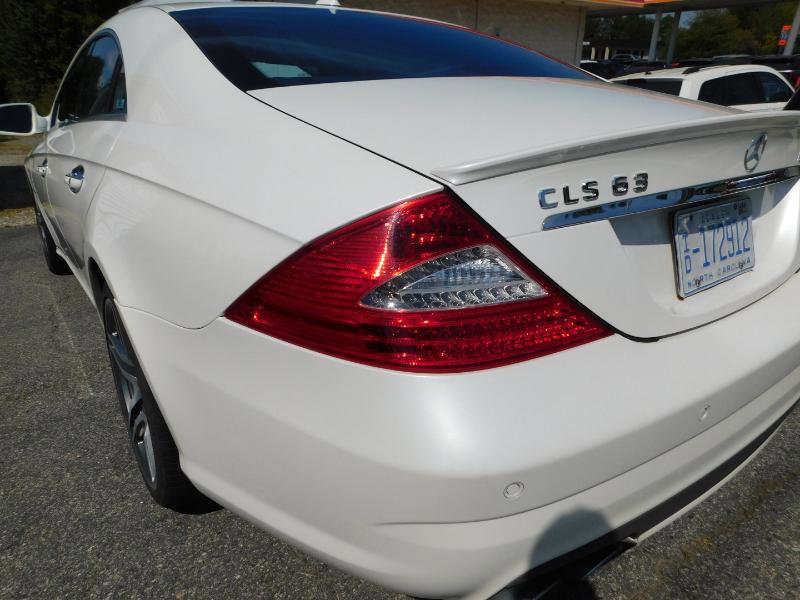Used 2009 Mercedes-Benz CLS 63 AMG image 32