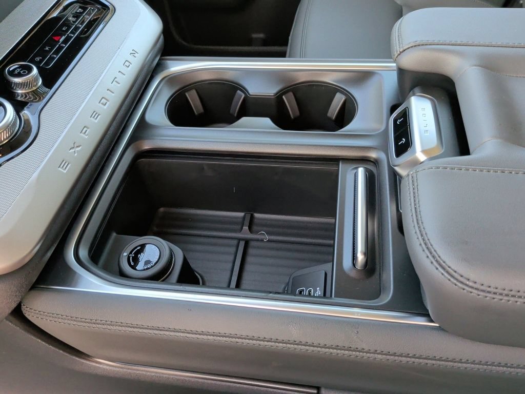New 2026 Ford Expedition Active RWD image 30