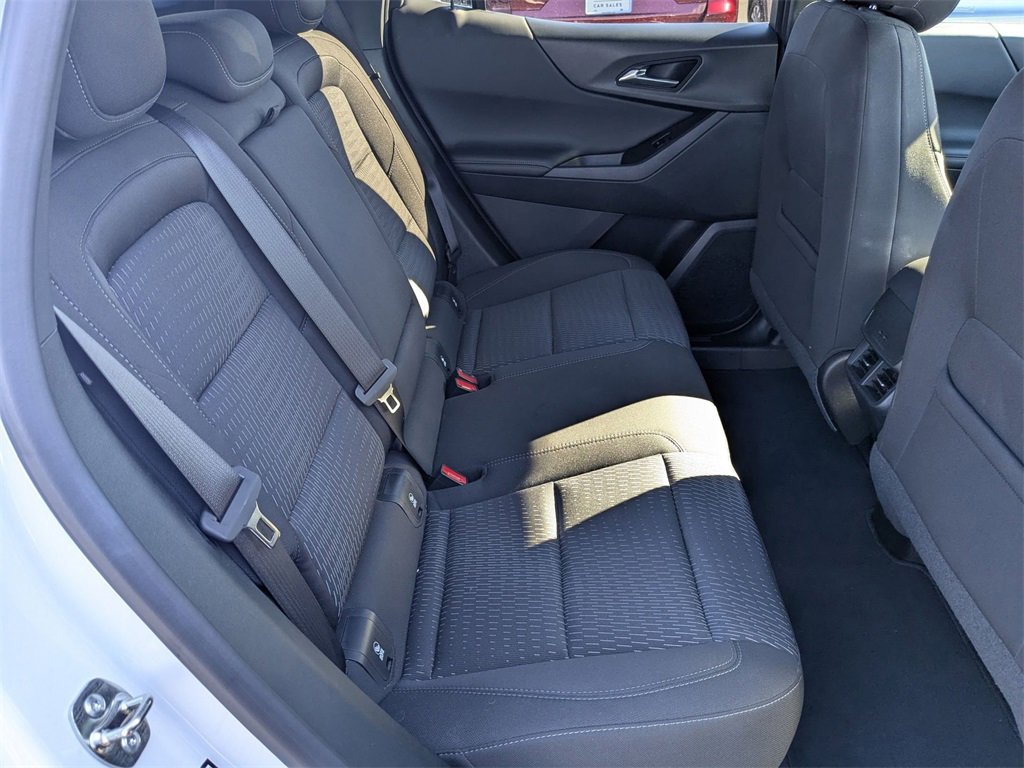 Used 2025 Chevrolet Equinox LT image 35