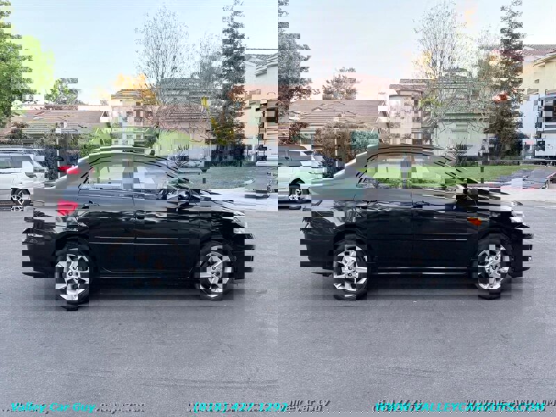 Used 2013 Toyota Corolla LE w/ Premium Pkg FWD image 7