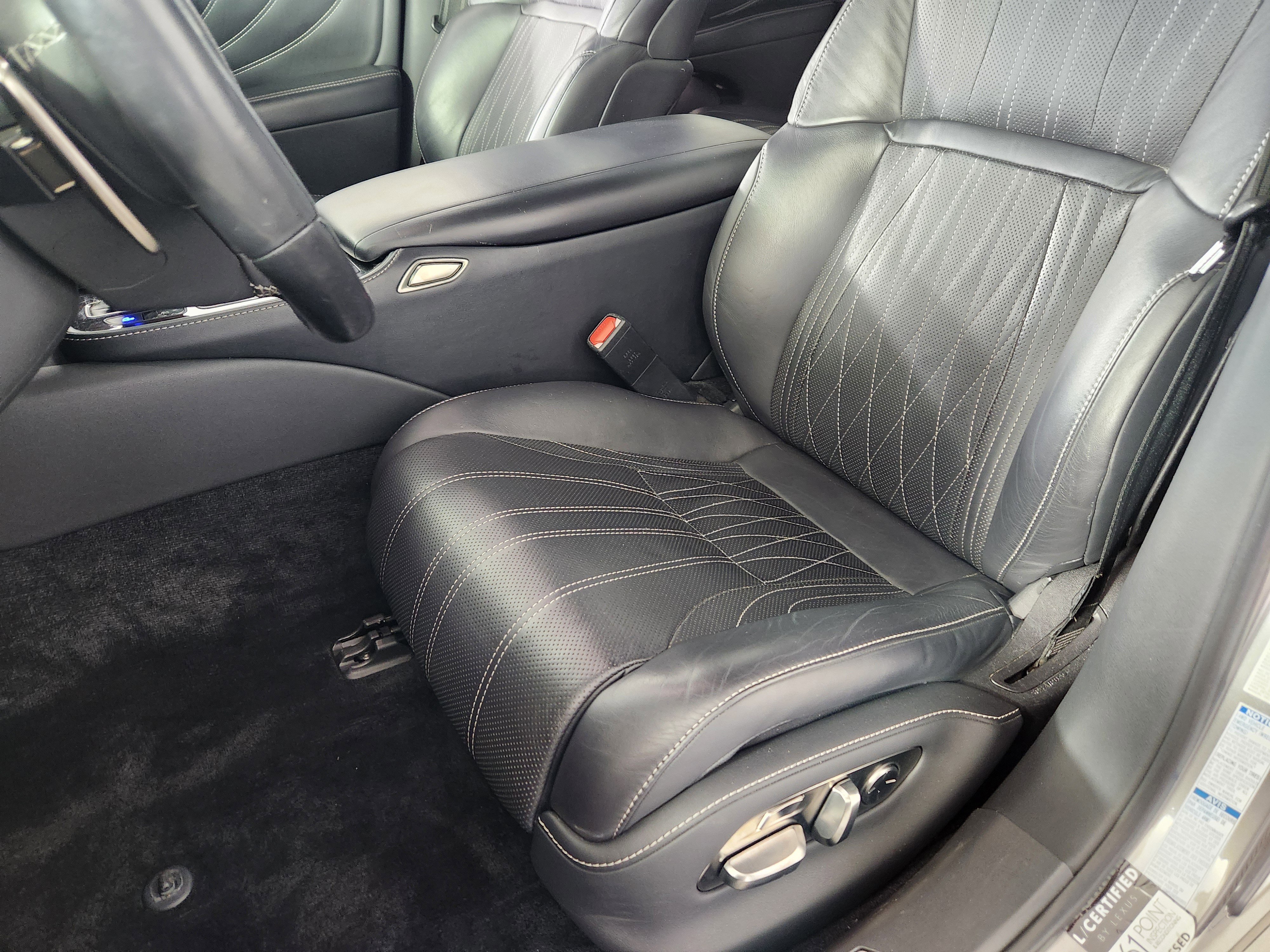 Used 2018 Lexus LS 500 LS 500 w/ Executive Package image 11