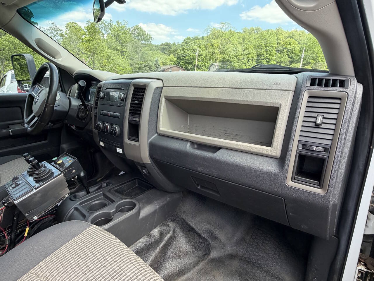 Used 2011 RAM 5500 4x4 Regular Cab w/ PWR Accessory Group image 31