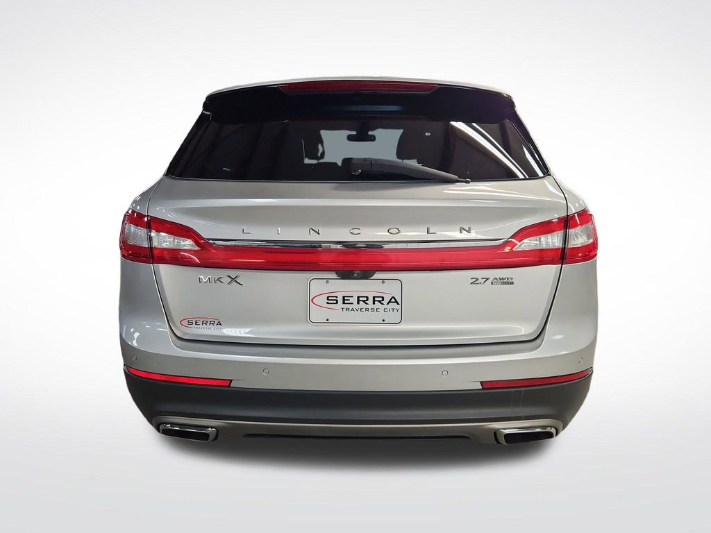 Used 2016 Lincoln MKX Reserve w/ Equipment Group 102A AWD/4WD image 4