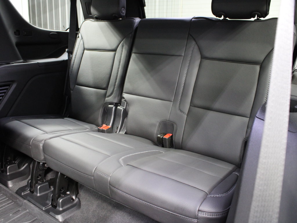 Used 2023 GMC Yukon Denali w/ LPO, Floor Liner Package AWD/4WD image 15