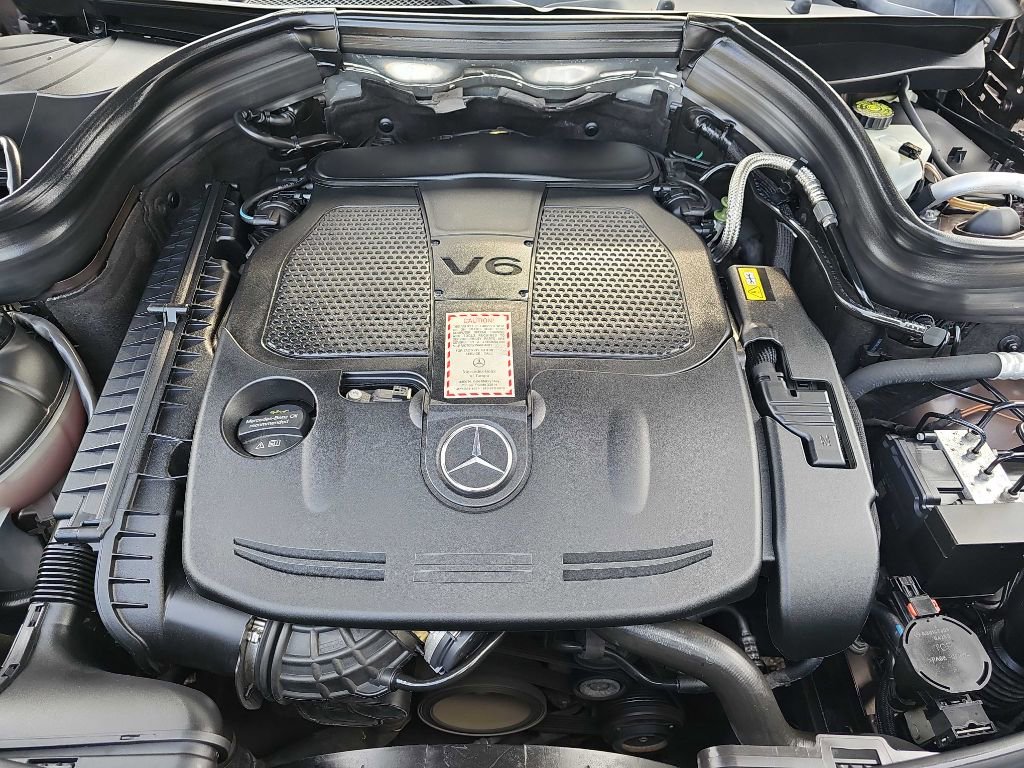 Used 2015 Mercedes-Benz GLK 350 2WD w/ Premium 1 Package image 52
