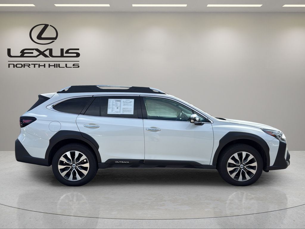 Used 2023 Subaru Outback Touring XT AWD/4WD image 5
